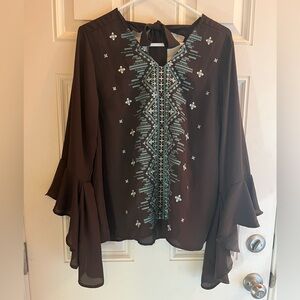 Women’s Cruel Denim Bell Sleeved Brown Top With Embroidered Front.  Size Medium.